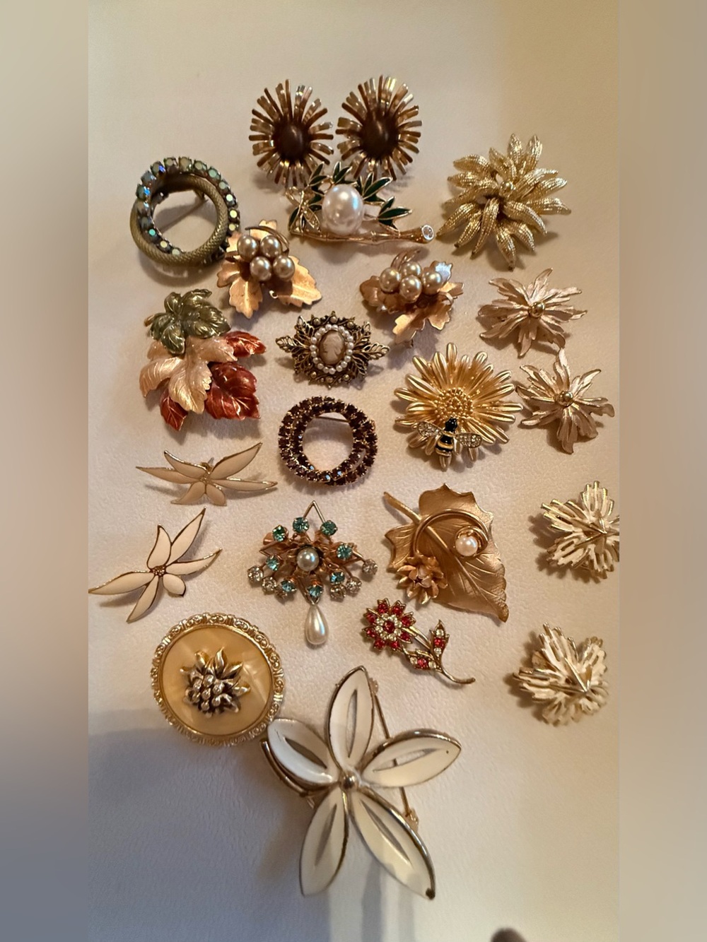 Vintage Gold-Tone Floral Brooch & Earrings Collection - Gold and Pearl Accents